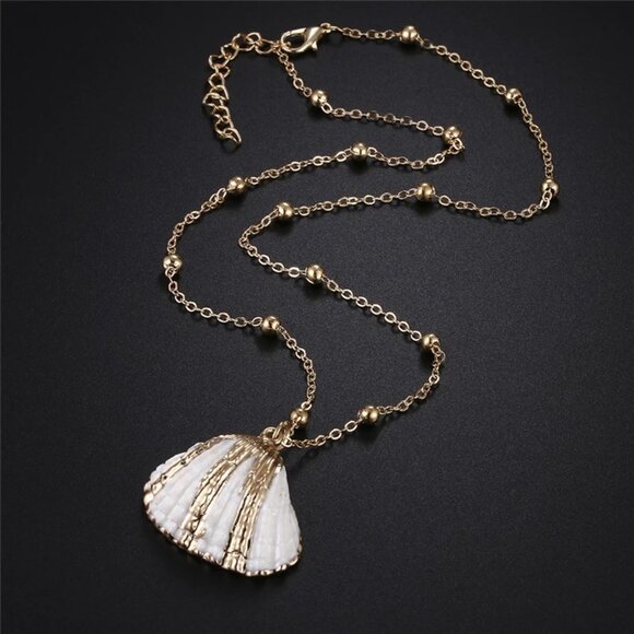 Scallop Shell Pendant Necklace Gold Sea Nautical Mermaid Beach Boho Jewelry - Picture 1 of 8